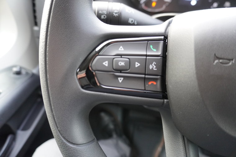Vehicle Image 22