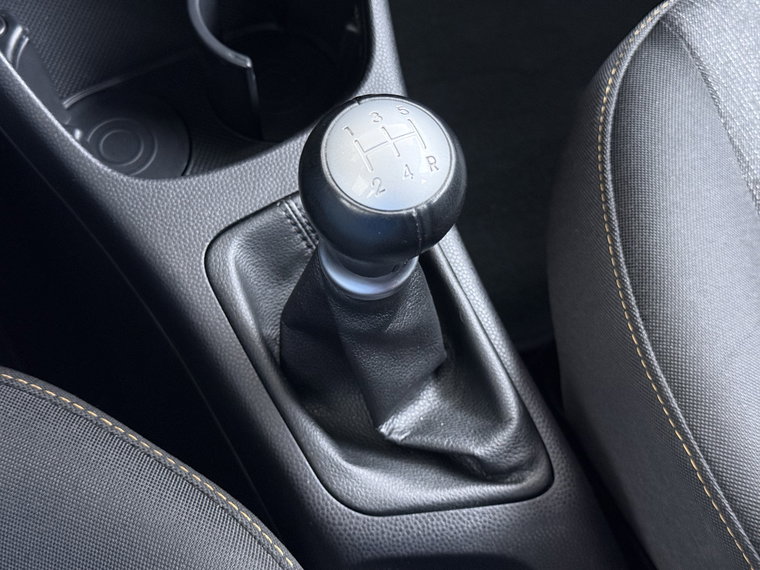 Vehicle Image 33