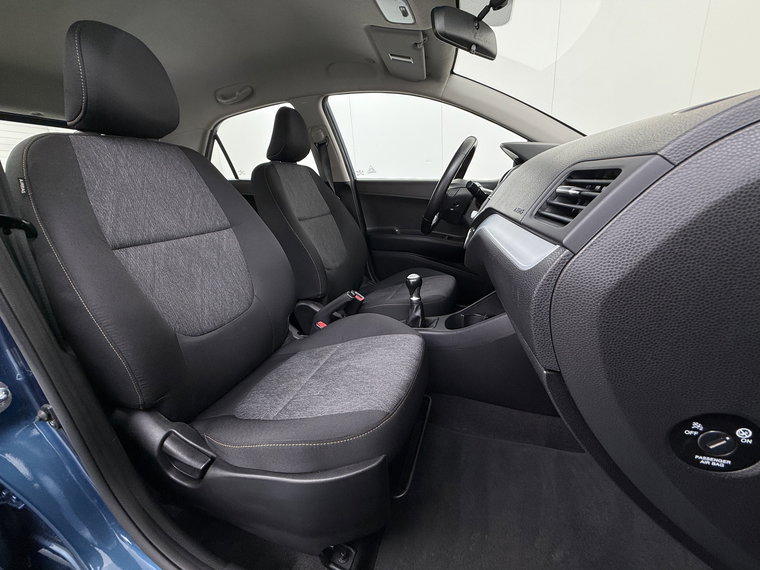 Vehicle Image 35