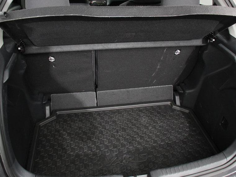 Vehicle Image 22