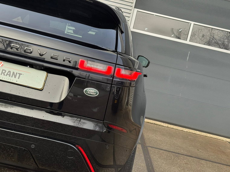 Vehicle Image 22