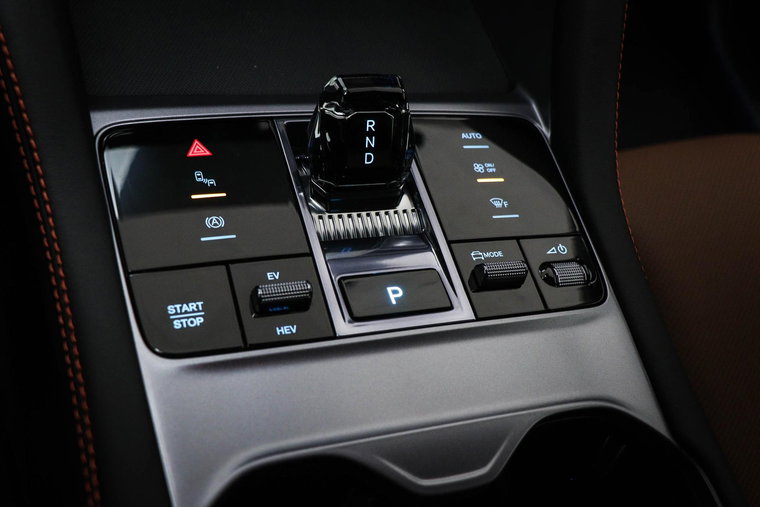 Vehicle Image 40