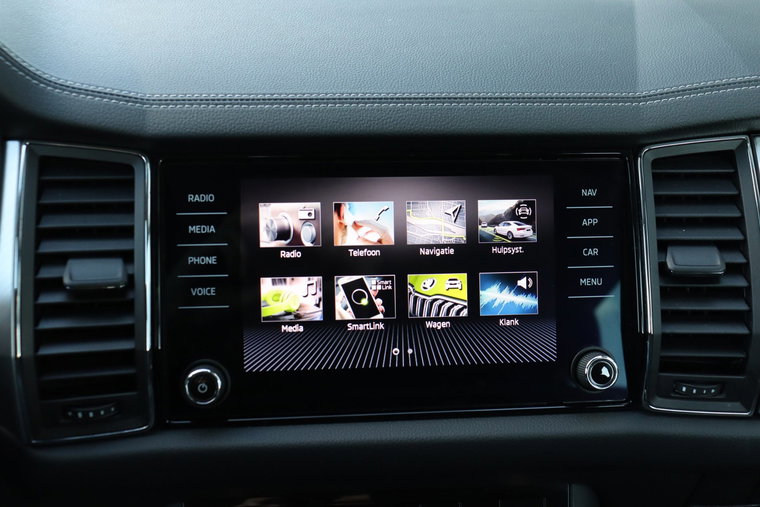 Vehicle Image 19