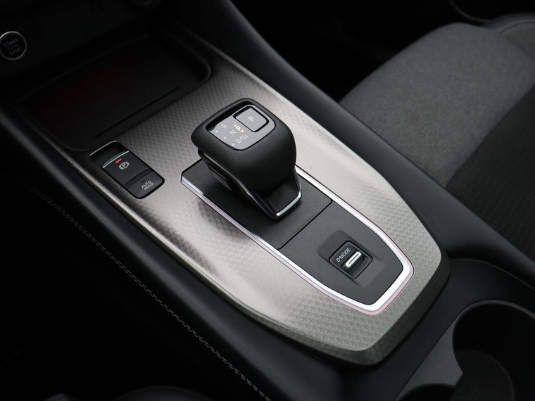 Vehicle Image 28