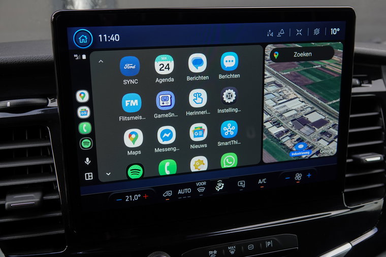 Vehicle Image 13