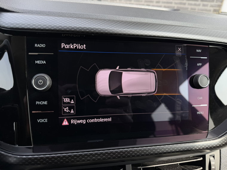 Vehicle Image 37