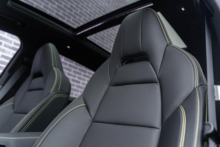 Vehicle Image 34