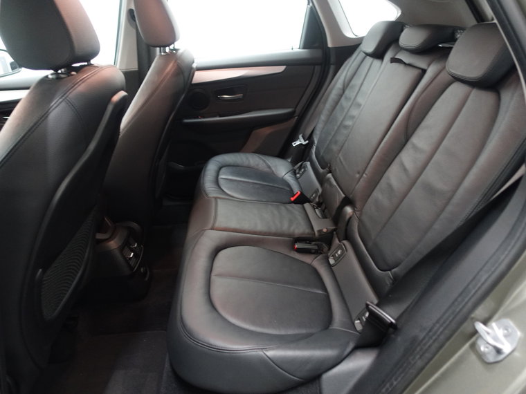 Vehicle Image 33