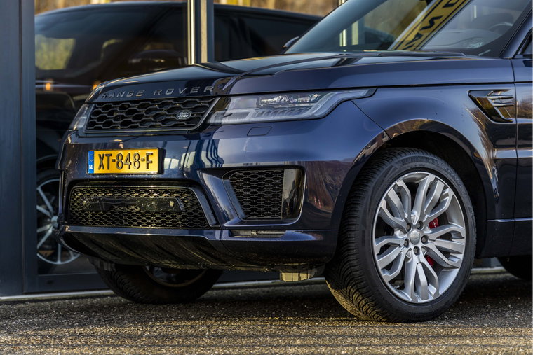 Vehicle Image 11