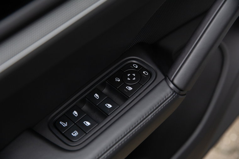 Vehicle Image 39