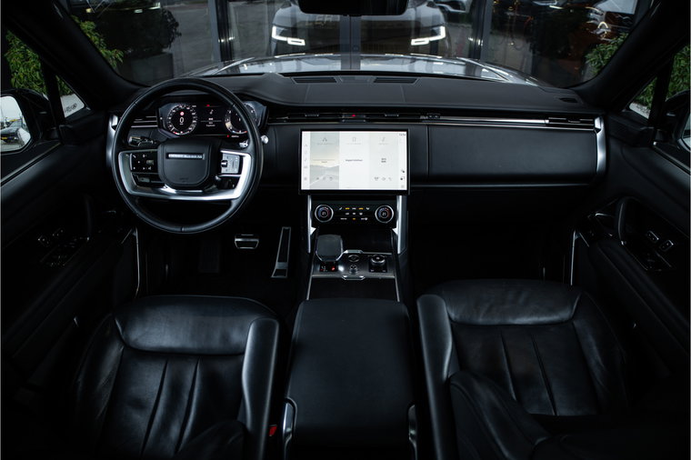 Vehicle Image 9