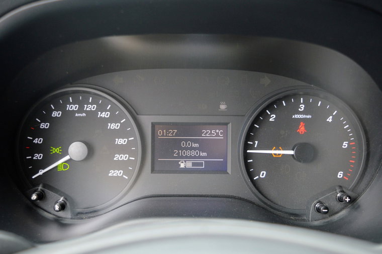 Vehicle Image 10