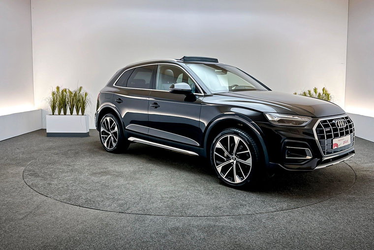 Vehicle Image 5