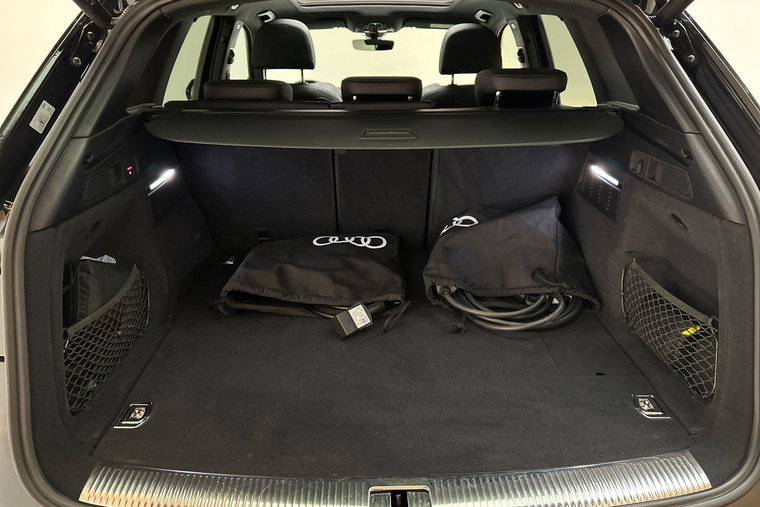 Vehicle Image 35