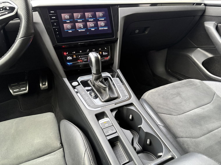 Vehicle Image 24