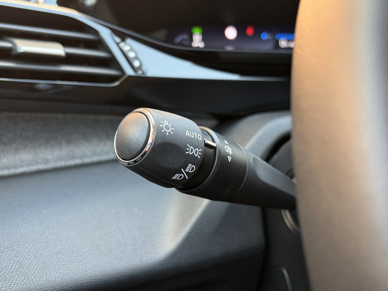 Vehicle Image 26