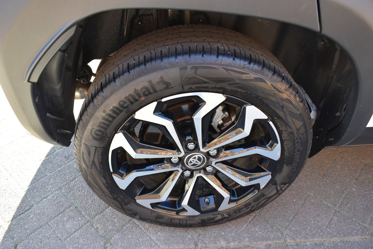 Vehicle Image 18