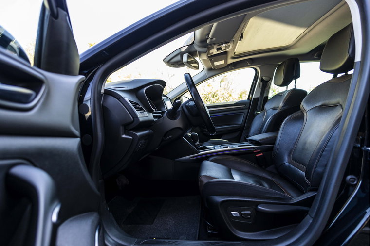 Vehicle Image 21