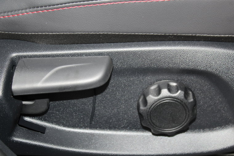 Vehicle Image 39