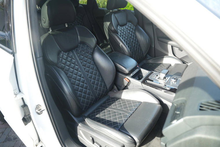 Vehicle Image 18