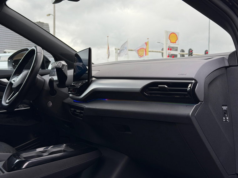 Vehicle Image 47