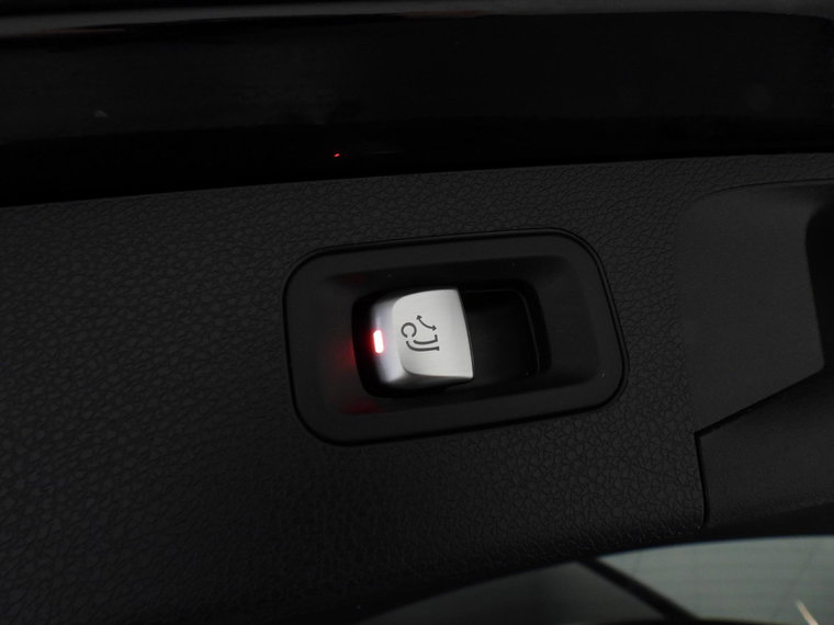 Vehicle Image 41