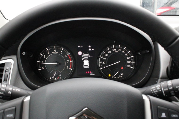 Vehicle Image 15