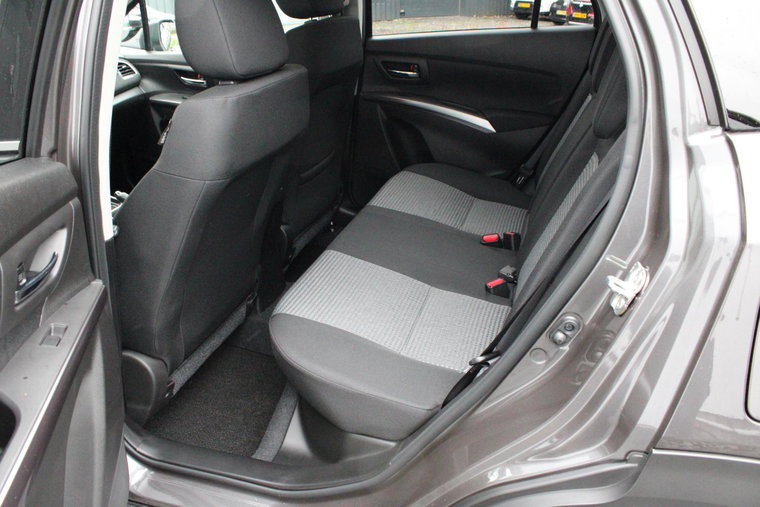 Vehicle Image 11