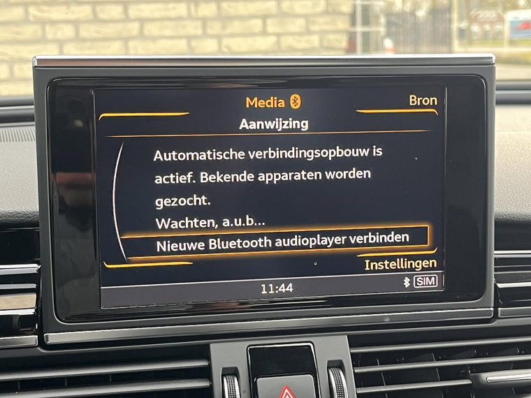 Vehicle Image 34