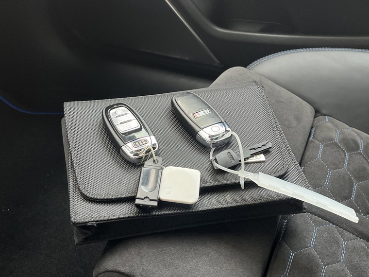 Vehicle Image 37