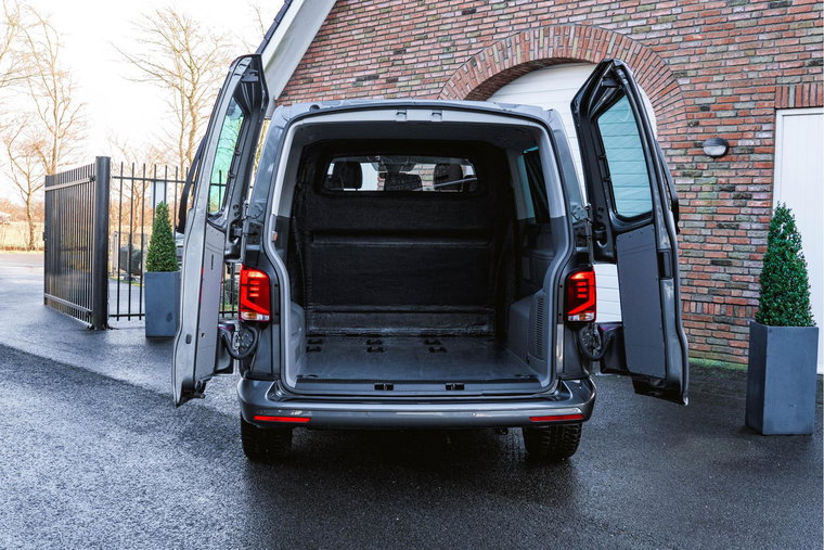 Vehicle Image 31
