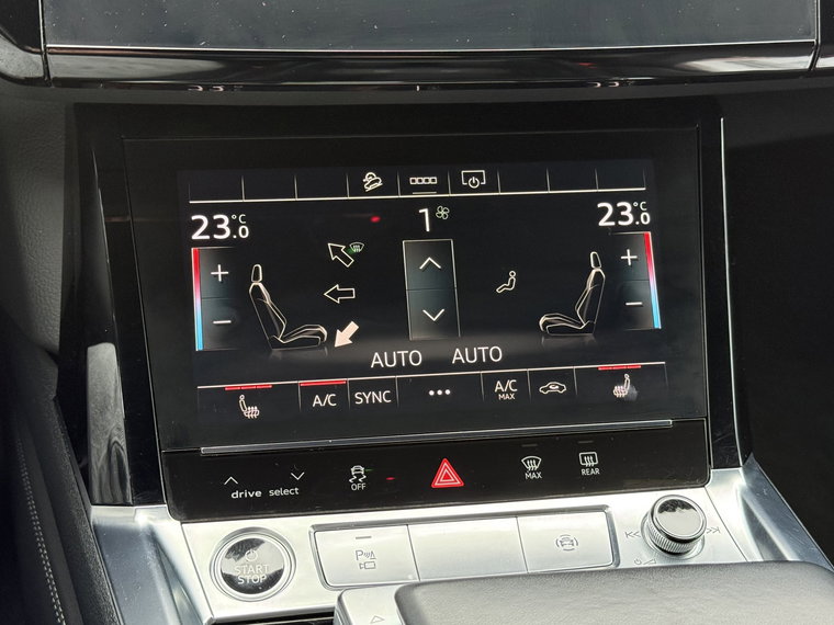 Vehicle Image 26