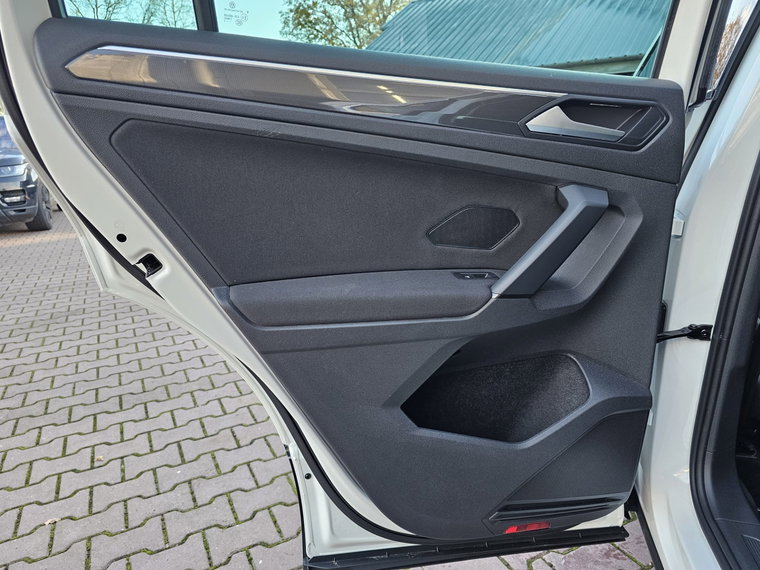 Vehicle Image 41