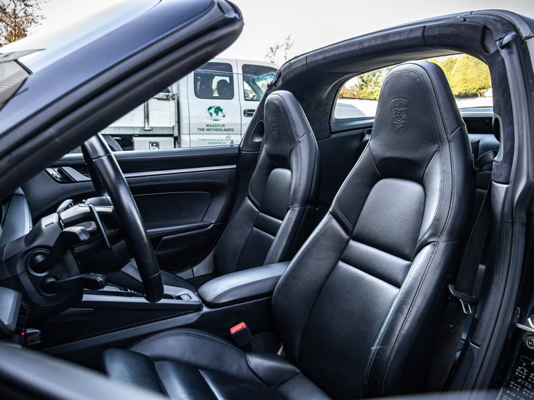 Vehicle Image 21