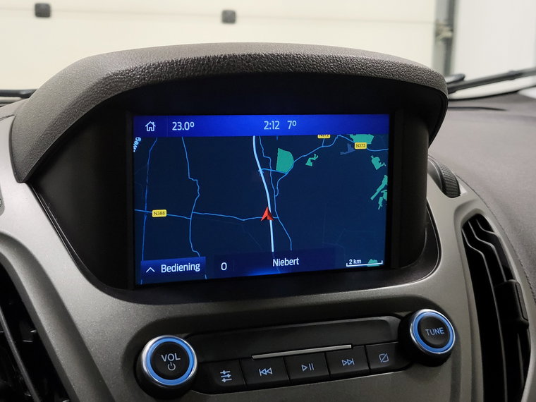 Vehicle Image 12