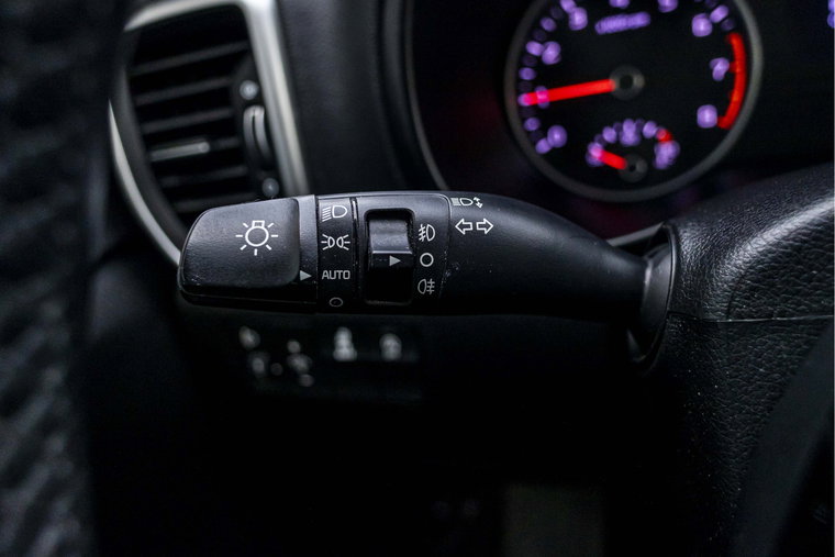 Vehicle Image 26