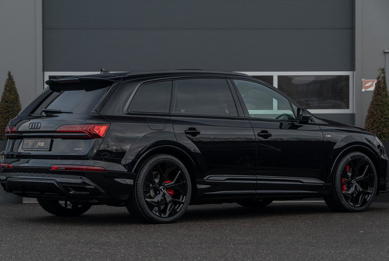 Vehicle Image 7