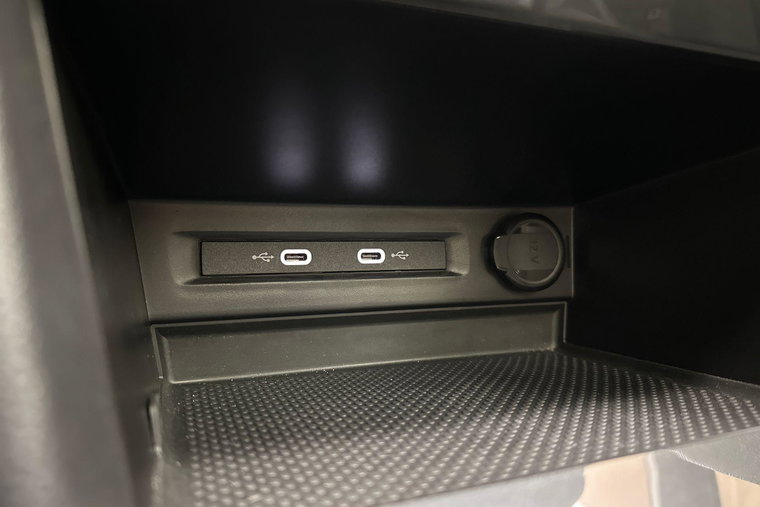 Vehicle Image 36