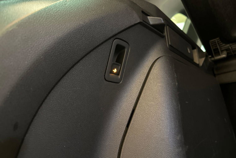 Vehicle Image 41