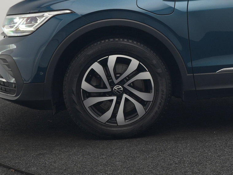 Vehicle Image 39