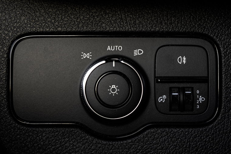 Vehicle Image 23
