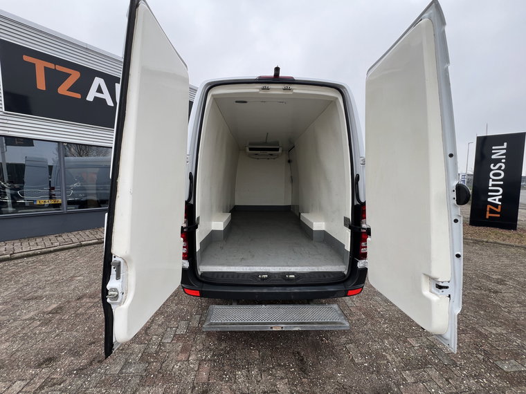 Vehicle Image 39