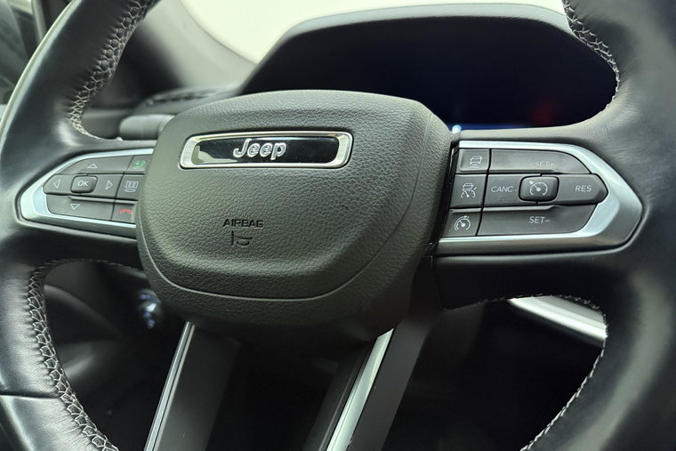 Vehicle Image 27