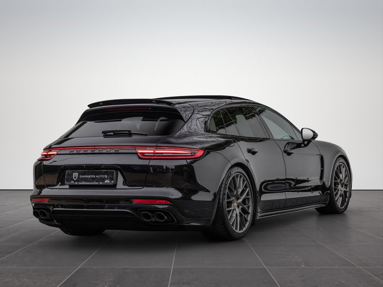 Vehicle Image 35