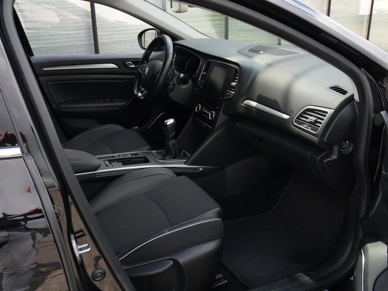 Vehicle Image 37