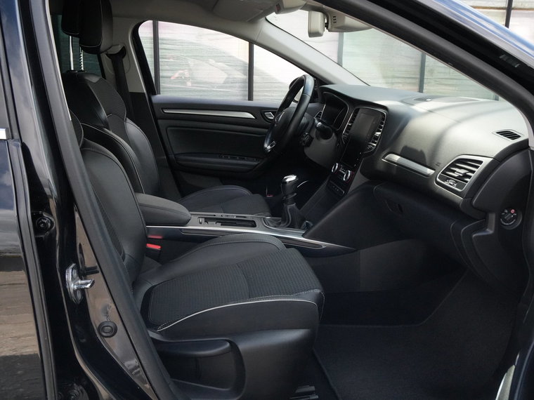 Vehicle Image 38