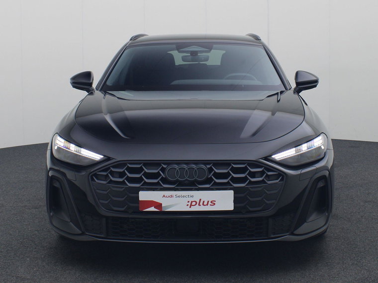 Vehicle Image 35