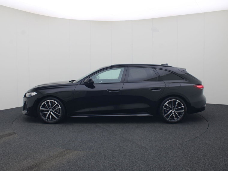 Vehicle Image 38