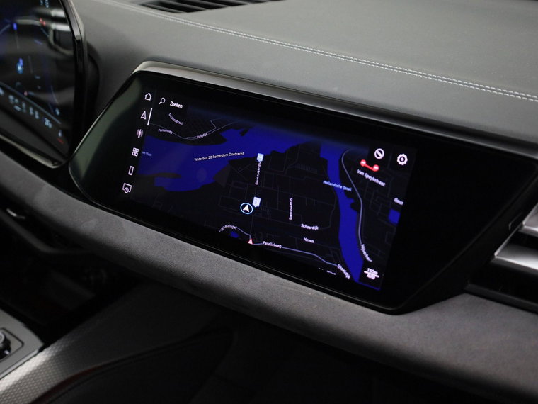 Vehicle Image 50