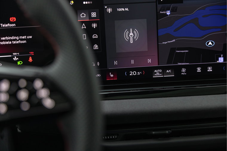 Vehicle Image 30